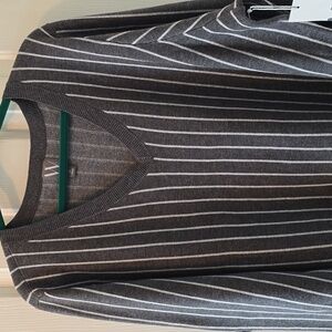 WORTHINGTON BRAND WOMEN'S PLUS SIZE GRAY STRIPED V-NECK SWEATER SIZE 0X